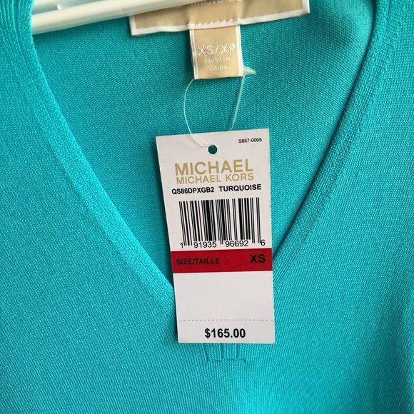 Turquoise Long Sleeves Sweater - Picture 1 of 3